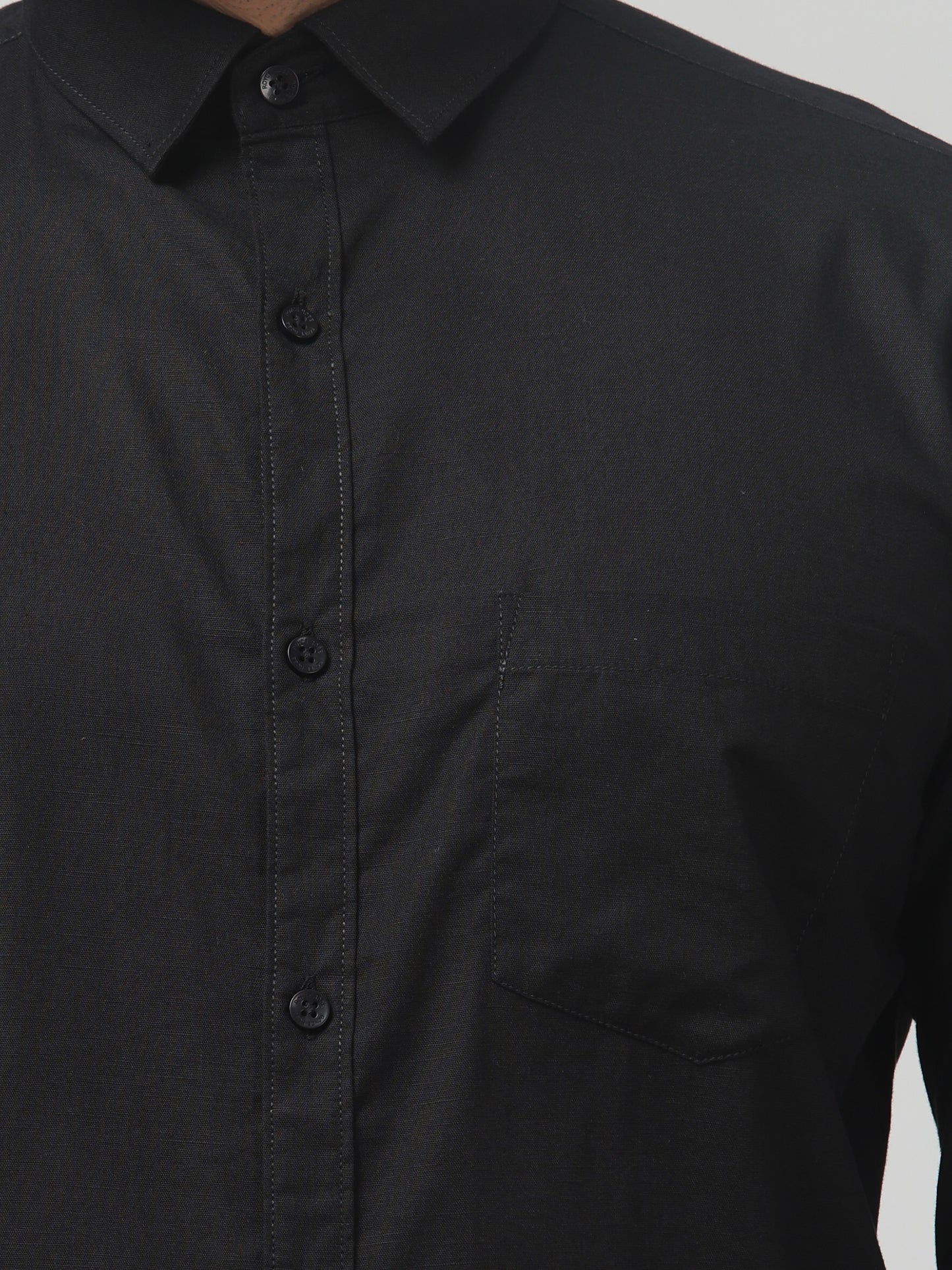 Men's Casual Black Solid Print Full Sleeve Shirt