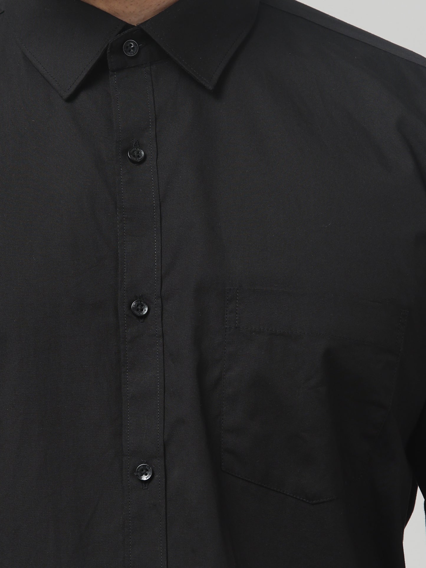 Men's Formal Black Solid Print Full Sleeve Shirt