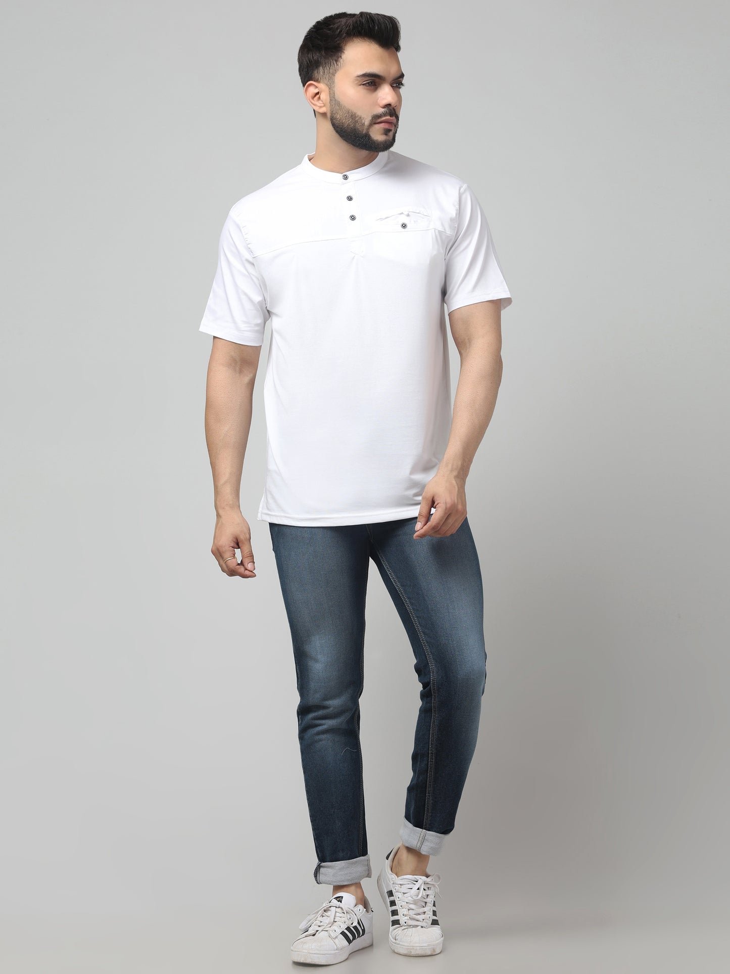 Men's White Round Neck Half Sleeve T-Shirt